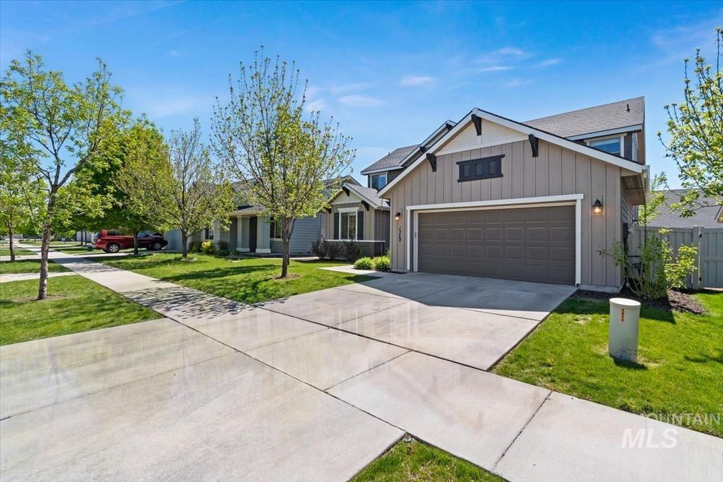 Photo of 1359 W Sagwon Dr, Kuna, ID 83634 (MLS # 98985304)