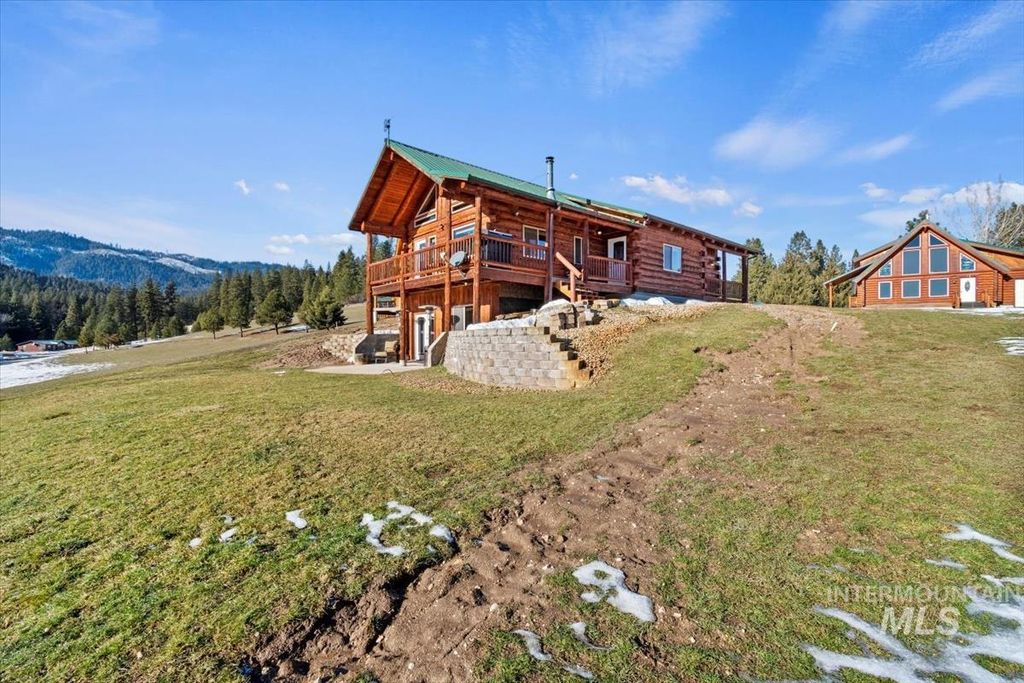 Photo of 7 Terrace Drive, Garden Valley, ID 83622 (MLS # 98984393)