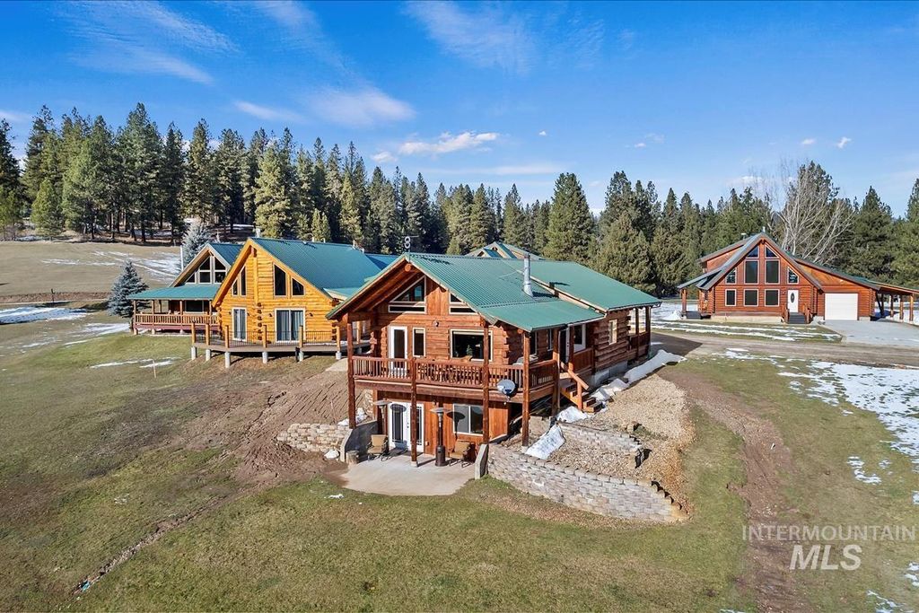 Photo of 7 Terrace Drive, Garden Valley, ID 83622 (MLS # 98984393)
