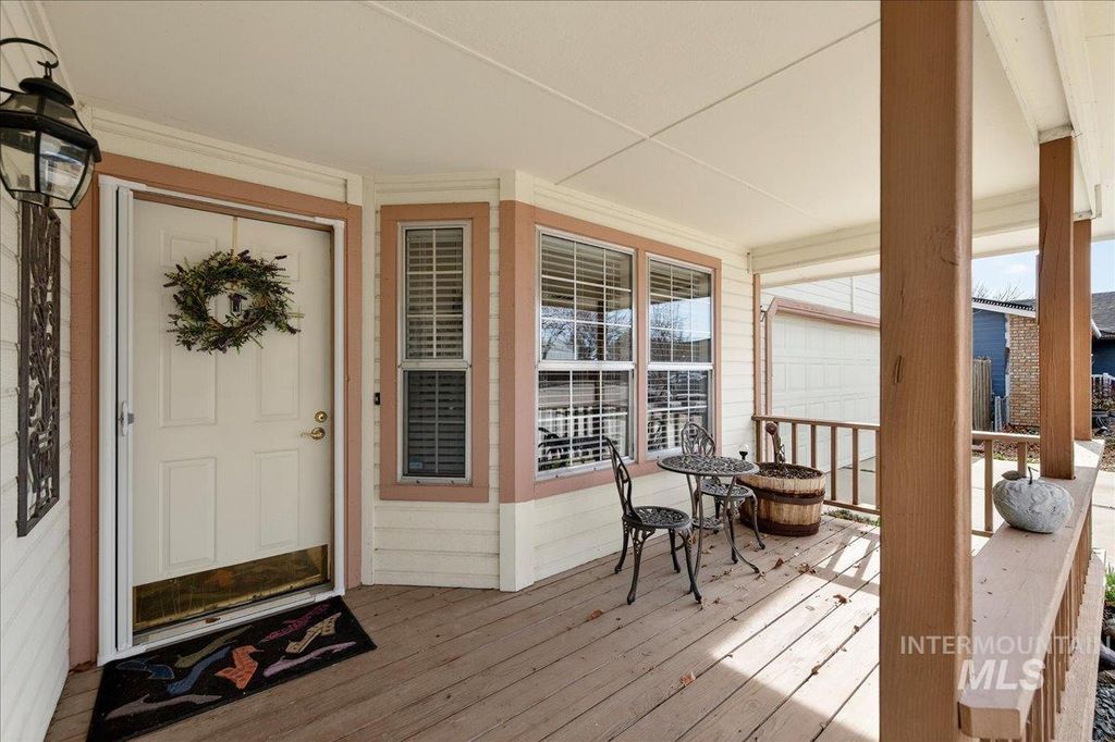 Photo of 3215 Fircrest Ave, Caldwell, ID 83605 (MLS # 98976876)