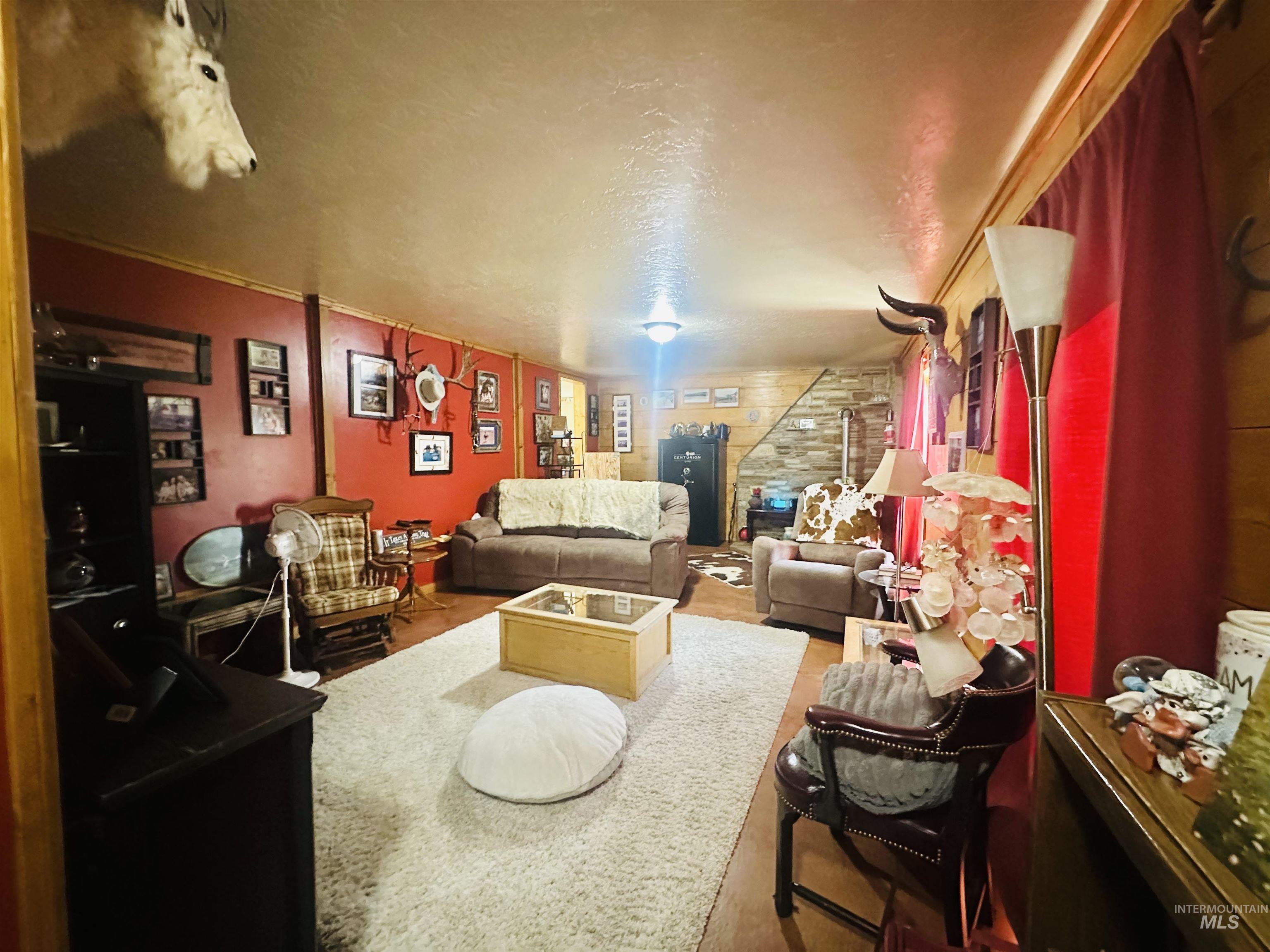 550 S Worthington St