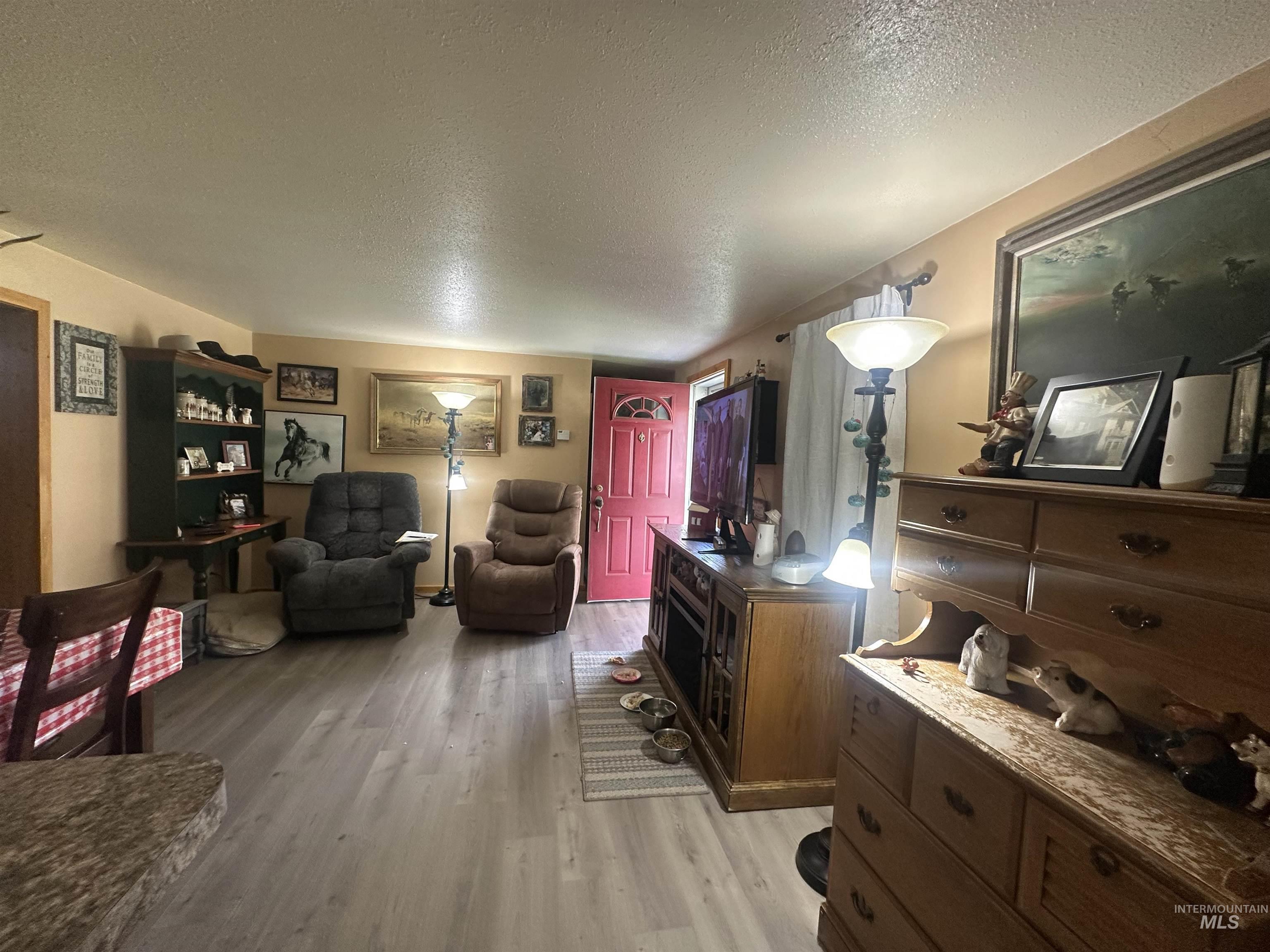 550 S Worthington St