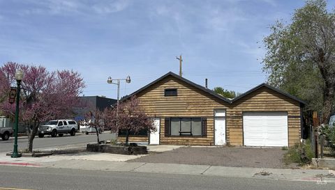 102 E 1st Ave Glenns Ferry ID 83623