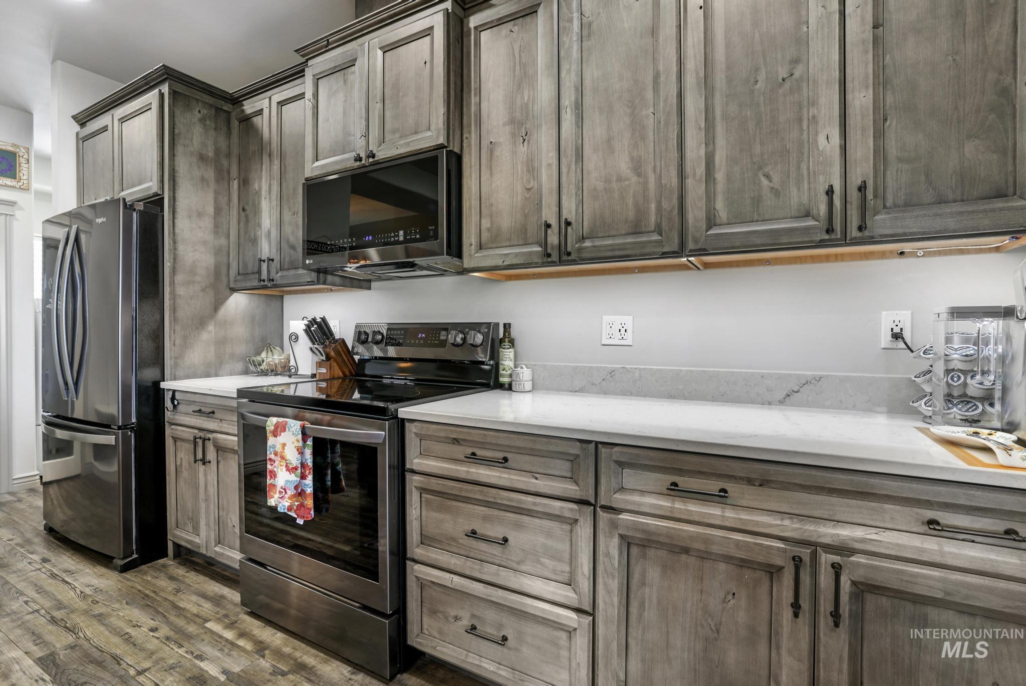 Buhl, Idaho 83316, United States, 3 Bedrooms Bedrooms, ,2 BathroomsBathrooms,Residential,Active,83544