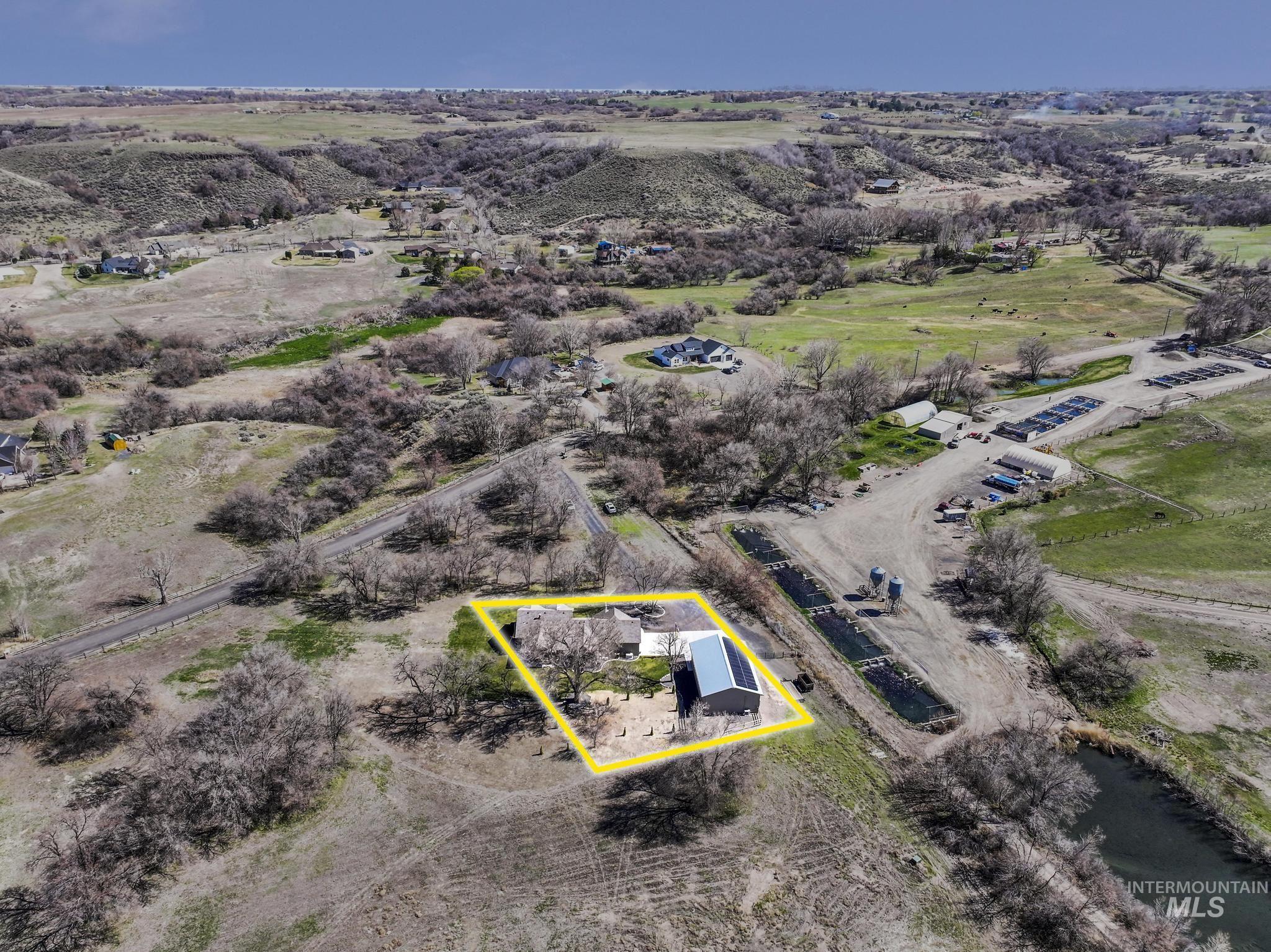 Buhl, Idaho 83316, United States, 3 Bedrooms Bedrooms, ,2 BathroomsBathrooms,Residential,Active,83544