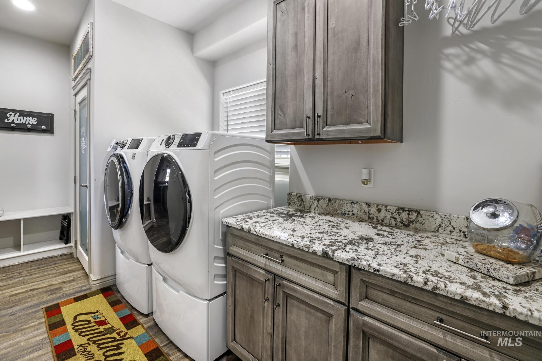 Buhl, Idaho 83316, United States, 3 Bedrooms Bedrooms, ,2 BathroomsBathrooms,Residential,Active,83544