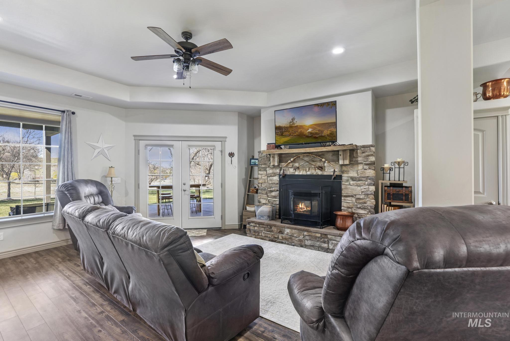 Buhl, Idaho 83316, United States, 3 Bedrooms Bedrooms, ,2 BathroomsBathrooms,Residential,Active,83544