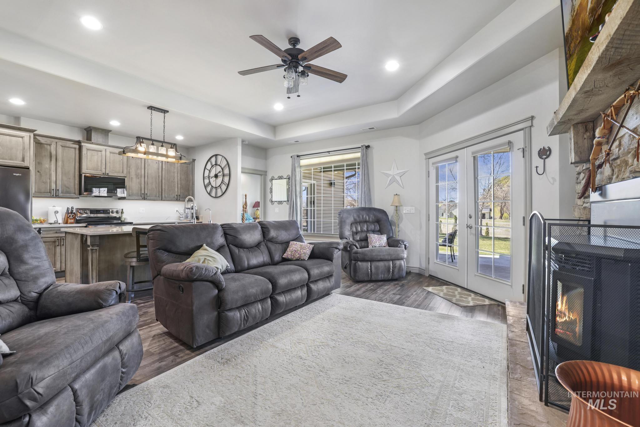 Buhl, Idaho 83316, United States, 3 Bedrooms Bedrooms, ,2 BathroomsBathrooms,Residential,Active,83544