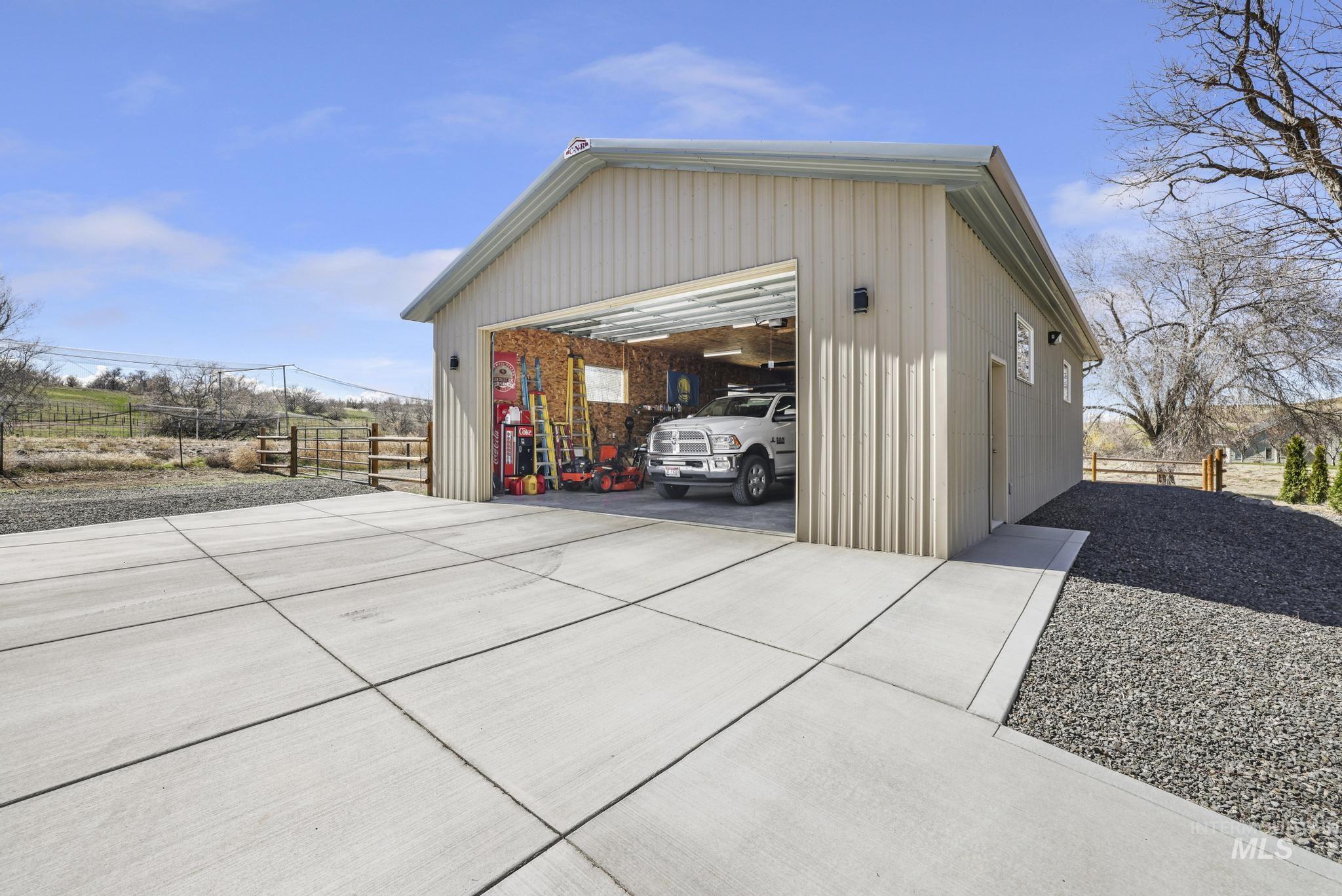 Buhl, Idaho 83316, United States, 3 Bedrooms Bedrooms, ,2 BathroomsBathrooms,Residential,Active,83544