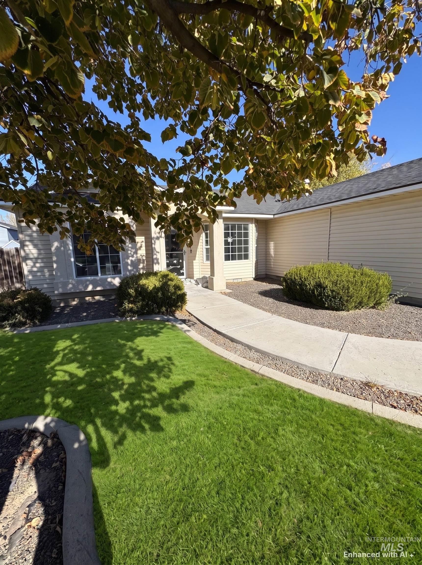 804 Cromwell St.