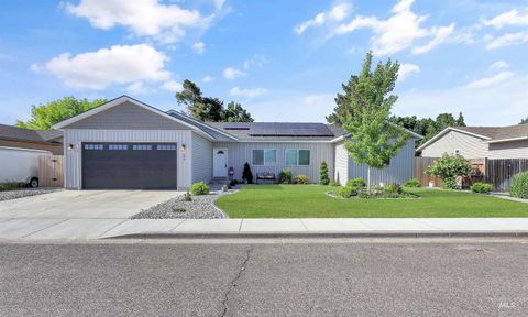 680 E 19th St Burley ID 83318