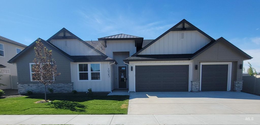Photo of 10543 W Mizzle Drive, Star, ID 83669 (MLS # 98986568)