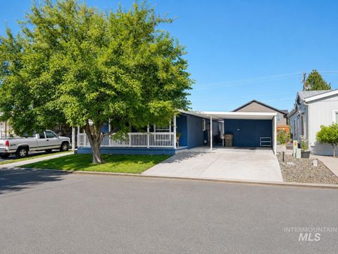 Photo of 1401 Republic Lane, Emmett, ID 83617 (MLS # 98990916)