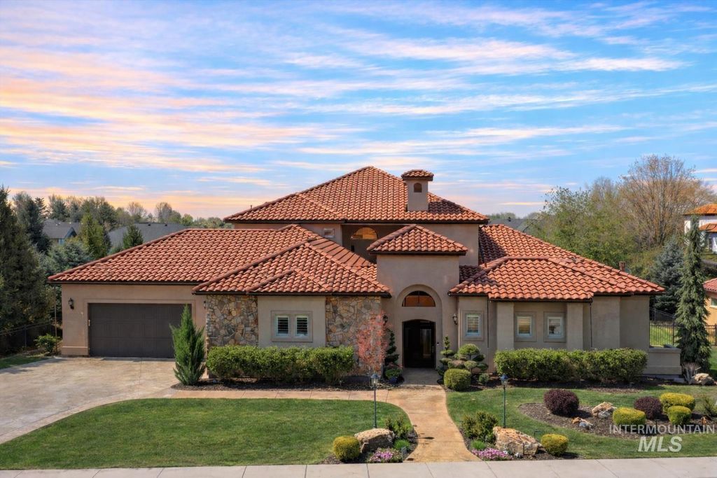 Photo of 1387 N Colline Bello Way, Eagle, ID 83616 (MLS # 98981434)