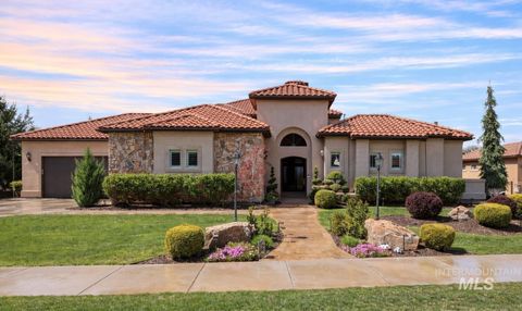 Photo of 1387 N Colline Bello Way, Eagle, ID 83616 (MLS # 98981434)