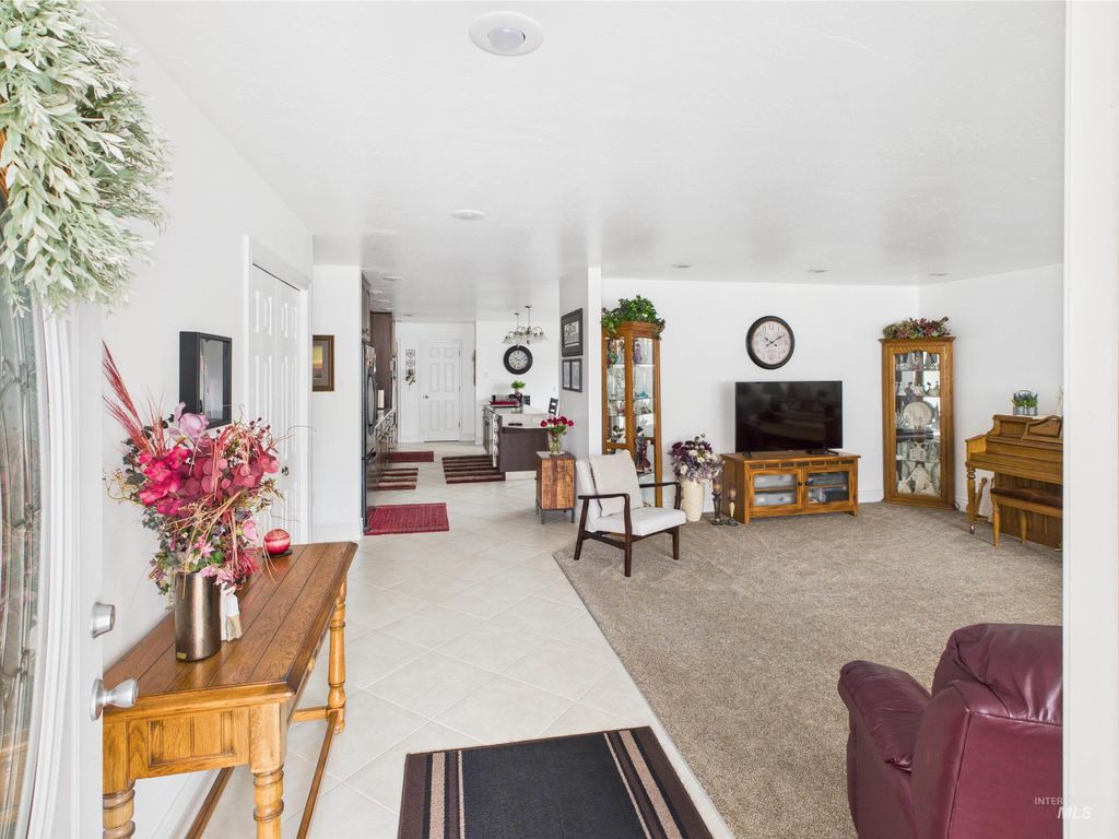 Photo of 11 N 3rd West Street, Paul, ID 83347 (MLS # 98976789)