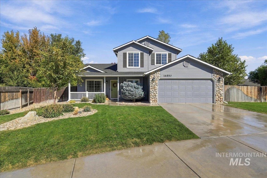 Photo of 16850 N Gentry Dr, Nampa, ID 83687 (MLS # 99003260)