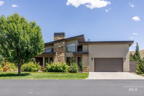 27 Streamside Drive Hailey ID 83333