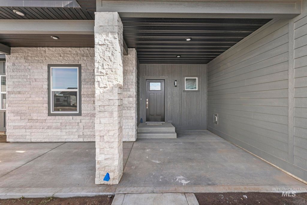 Photo of 1316 K Street, Rupert, ID 83350 (MLS # 98972701)