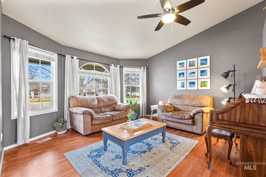 Photo of 11757 W Mount Hood Ave, Nampa, ID 83651 (MLS # 98974245)