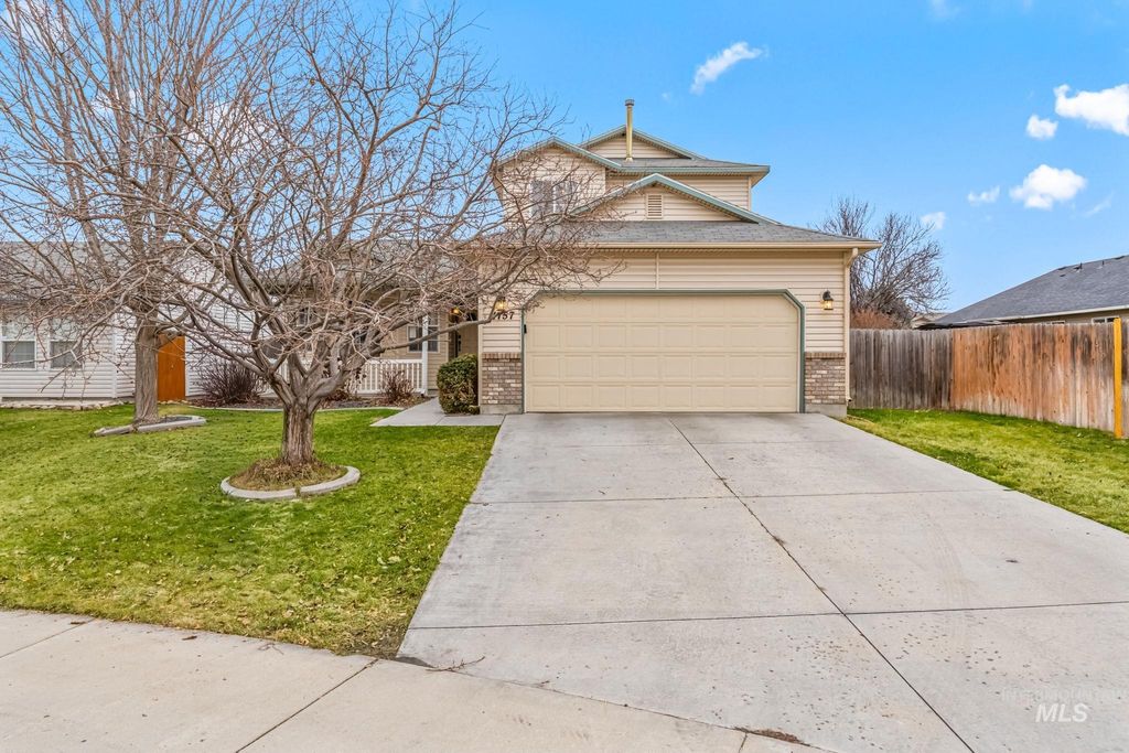 Photo of 11757 W Mount Hood Ave, Nampa, ID 83651 (MLS # 98974245)