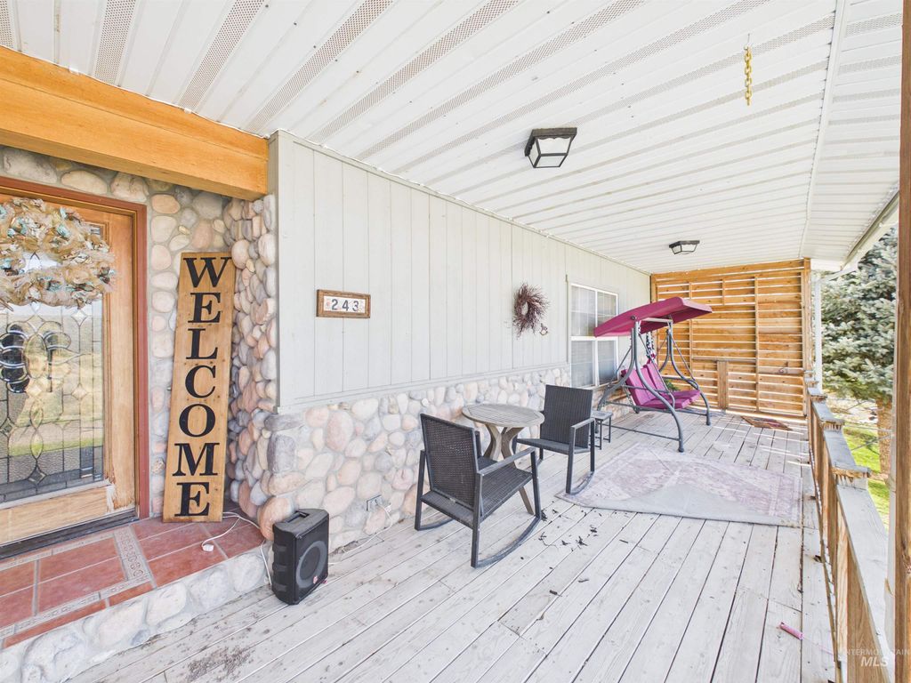 Photo of 243 Mountain View Dr, Burley, ID 83318 (MLS # 98979787)
