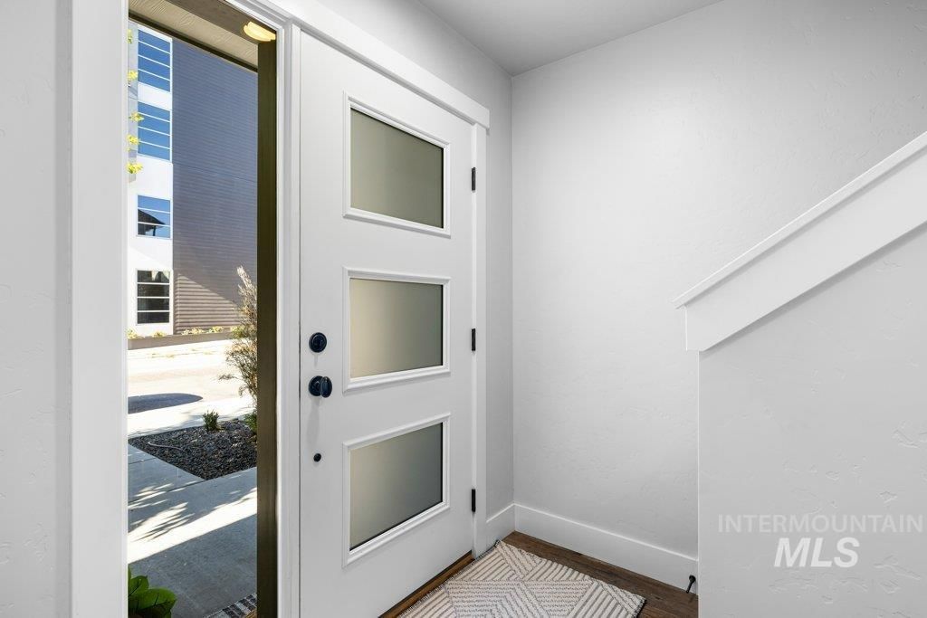 Photo of 4218 N Freeride Ln, Garden City, ID 83714 (MLS # 98971923)