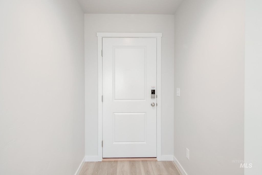 Photo of 7439 S Menzingers Ave, Meridian, ID 83642 (MLS # 98967492)