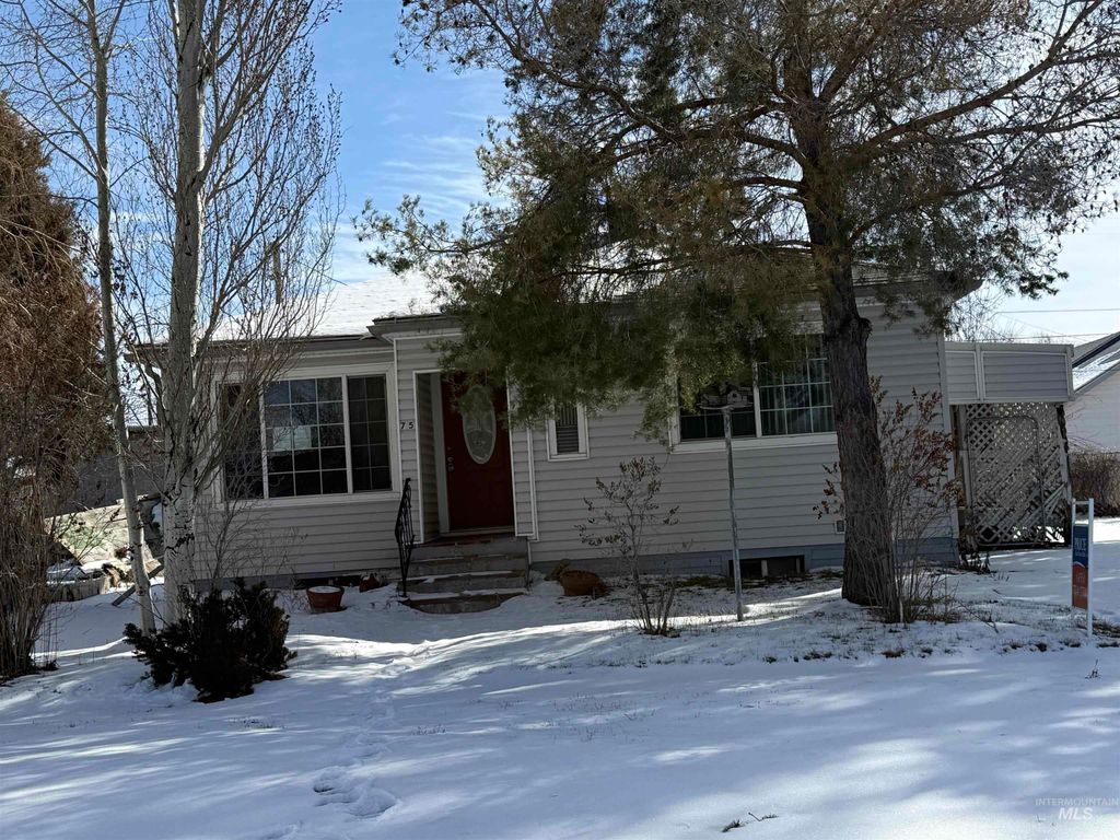 Photo of 75 S 2nd West, Bancroft, ID 83217 (MLS # 98975747)