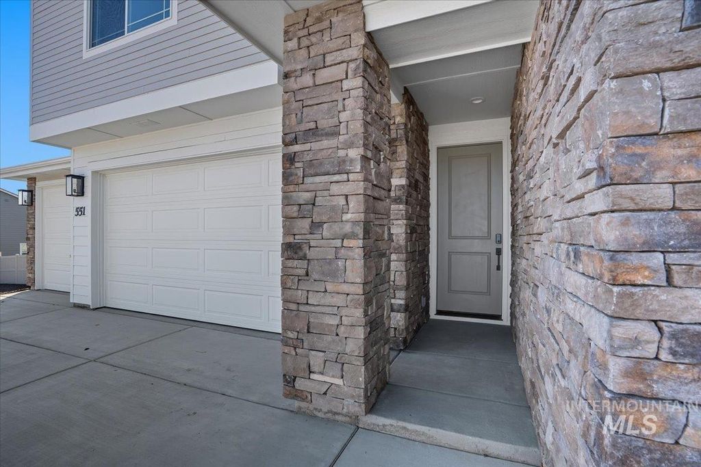 Photo of 551 Thurso Ln, Middleton, ID 83644 (MLS # 98973742)