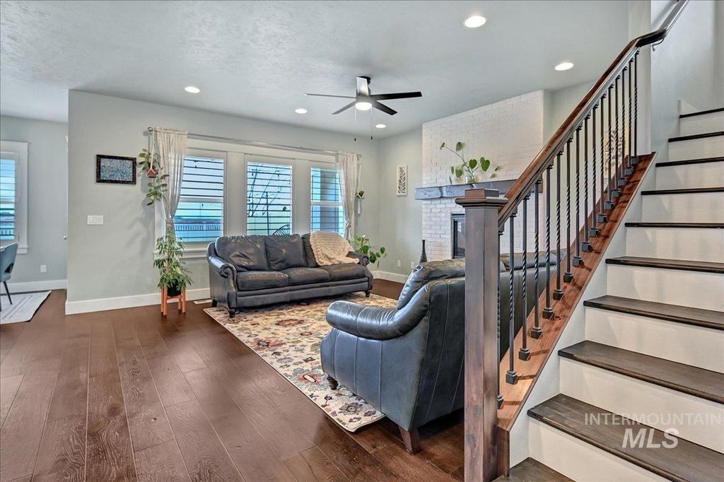 Photo of 7713 S Wagons West Avenue, Boise, ID 83716 (MLS # 98982013)