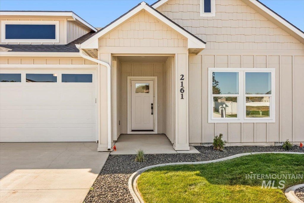 Photo of 2166 Austin WAY, Fruitland, ID 83619 (MLS # 99001037)