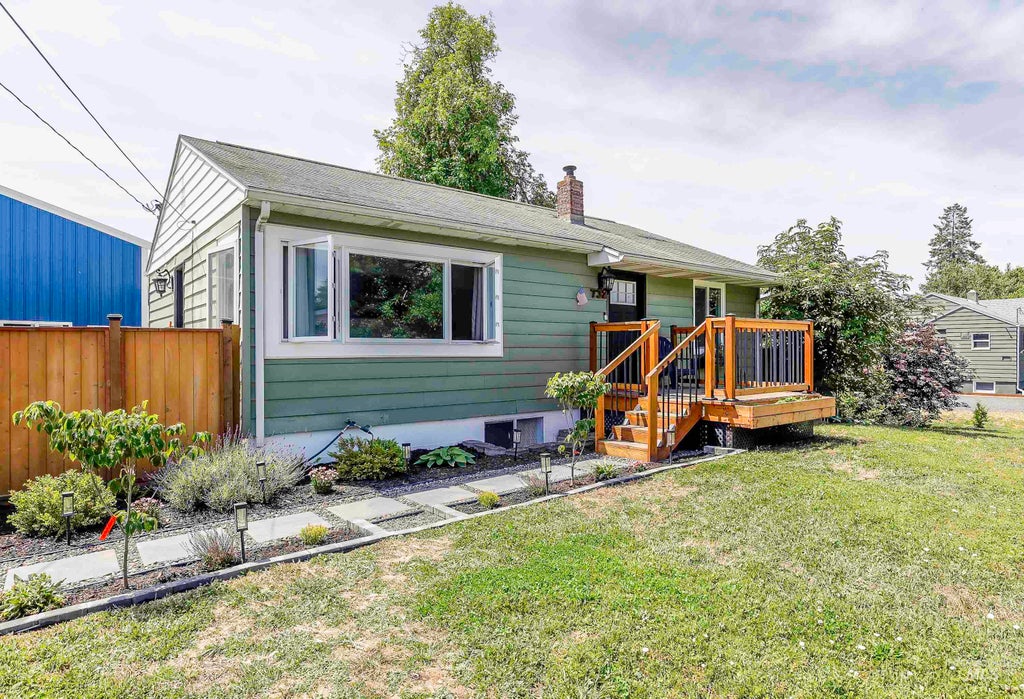 Photo of 732 Burrell Ave, Lewiston, ID 83501 (MLS # 98989402)