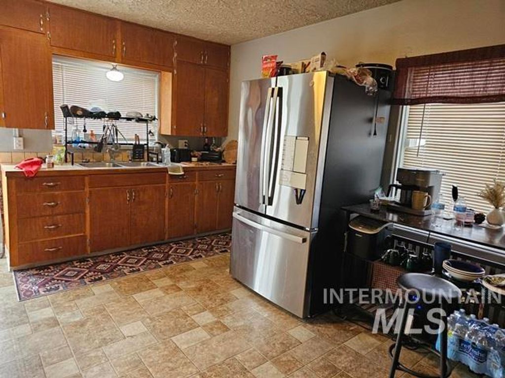 Photo of 918 N 11th St, Payette, ID 83661 (MLS # 98978152)