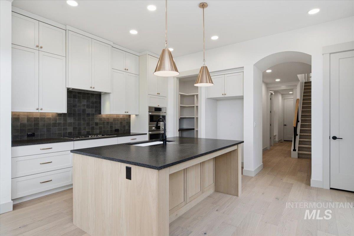 1004 E Phenomenal St.