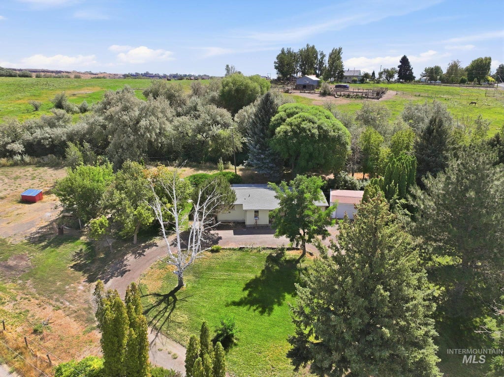 Photo of 2672 S 1050 E, Hagerman, ID 83332 (MLS # 99000420)