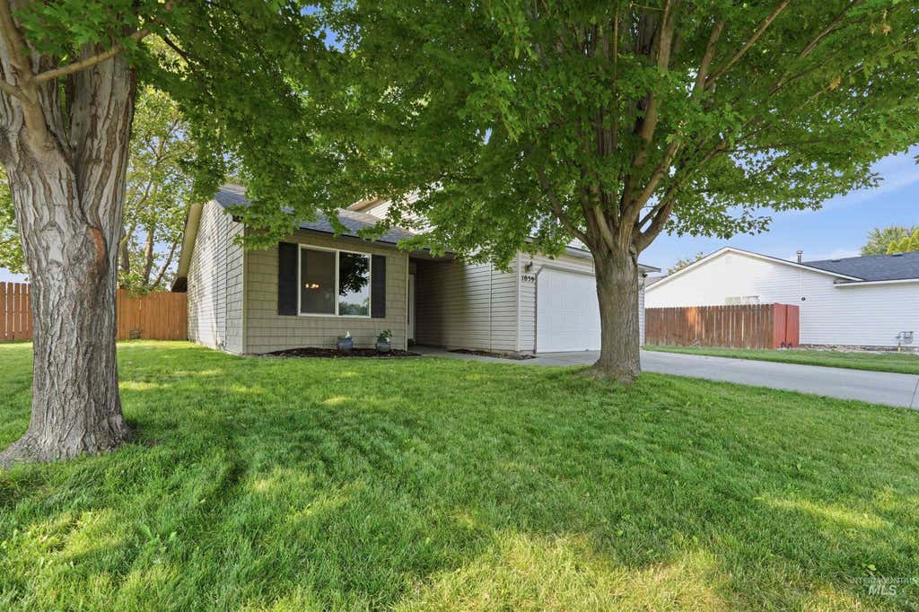 Photo of 1059 Valley, Middleton, ID 83644 (MLS # 98996623)