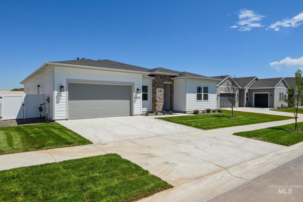 Photo of 15086 Steel Cloud Ave, Caldwell, ID 83607 (MLS # 98965183)