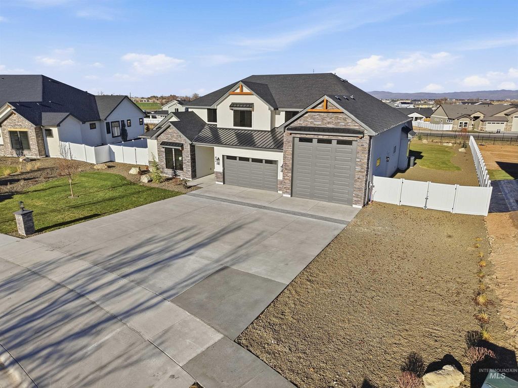 Photo of 42 E Shafer View Drive, Meridian, ID 83642 (MLS # 98968301)
