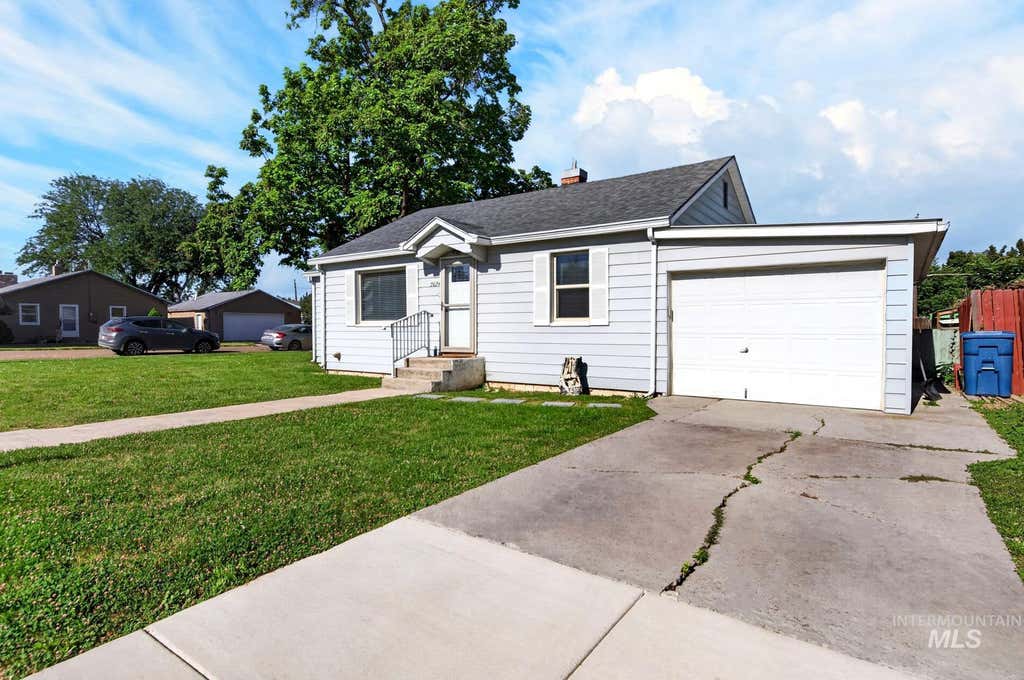Photo of 2624 College Ave, Caldwell, ID 83605 (MLS # 98994569)