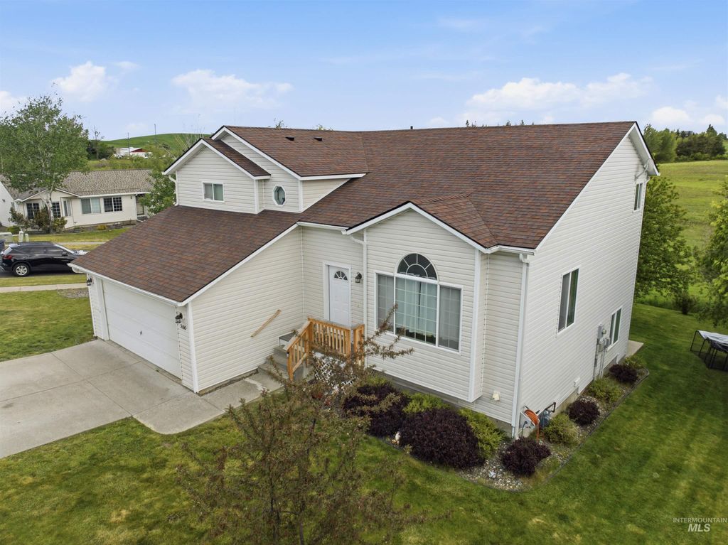 Photo of 280 Gambels Lane, Moscow, ID 83843 (MLS # 98987241)