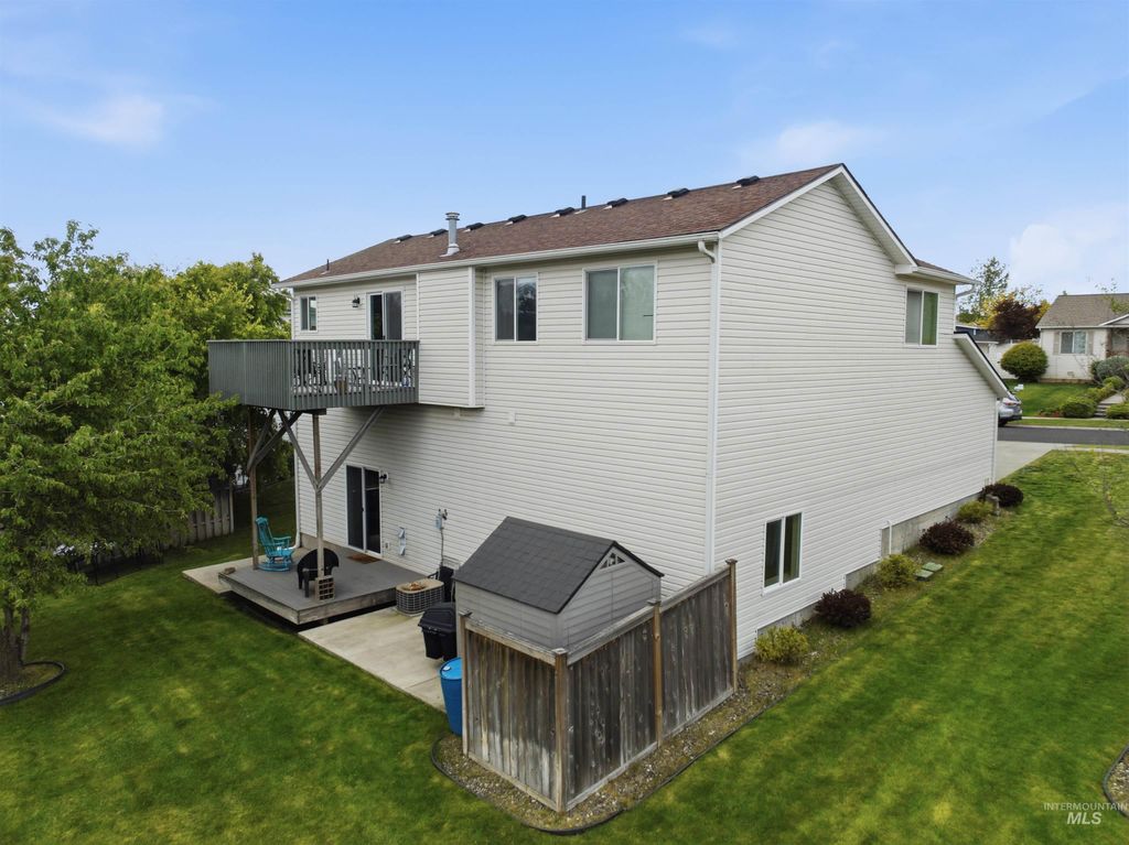 Photo of 280 Gambels Lane, Moscow, ID 83843 (MLS # 98987241)