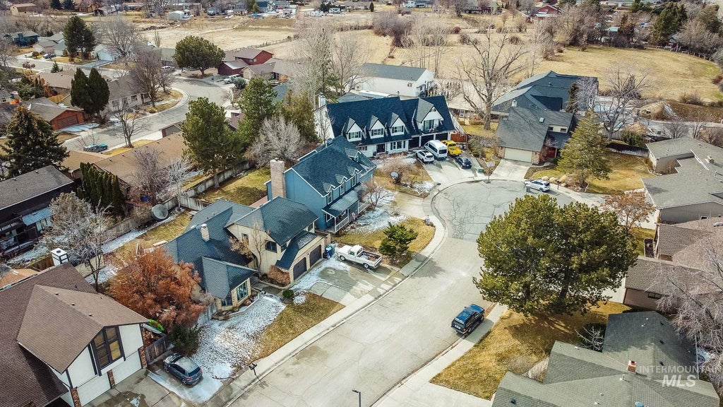 Photo of 9401 W Stonehill Ct, Boise, ID 83709 (MLS # 99001647)