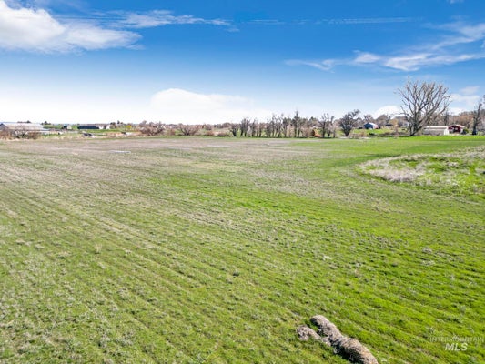 1062 E 2500 S, HAGERMAN, ID 83332 - Image 5453e9642e7e531cc4643d1908c303ae/569118876