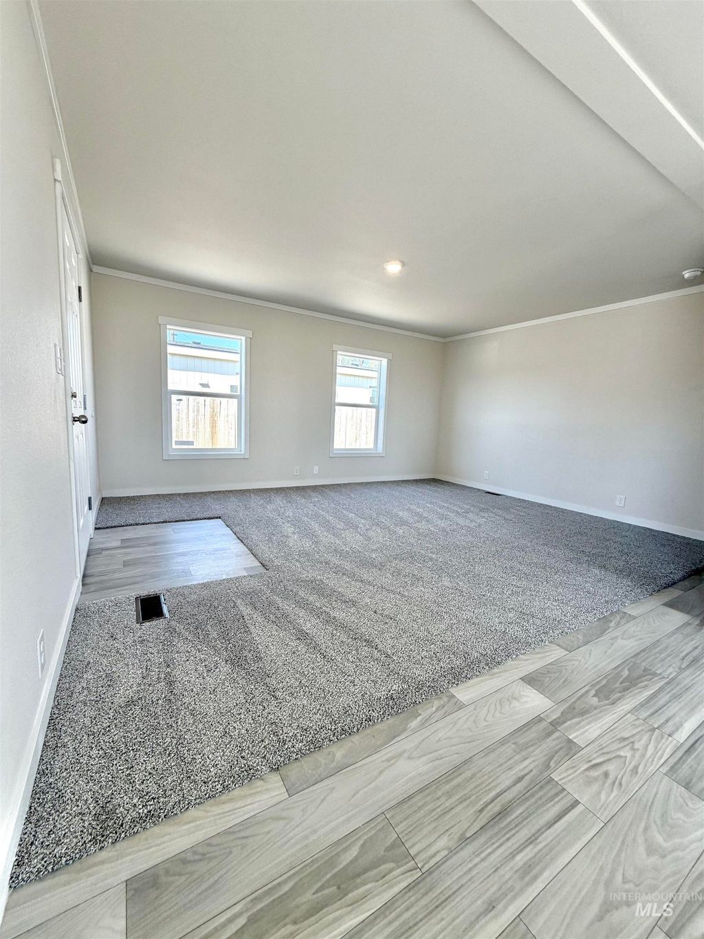 Photo of 494 Elm St, Vale, OR 97918 (MLS # 98985399)