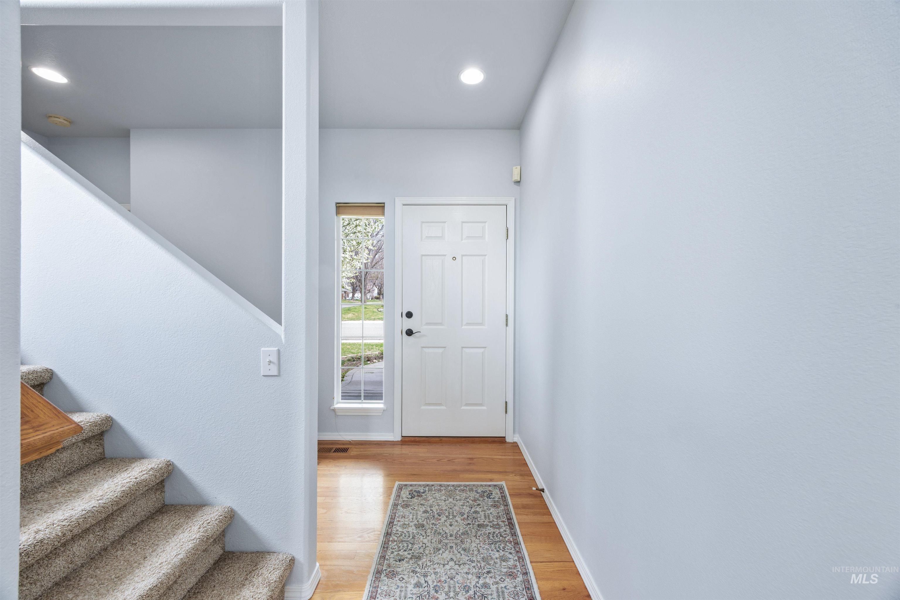 2127 S Whisper Cove Way