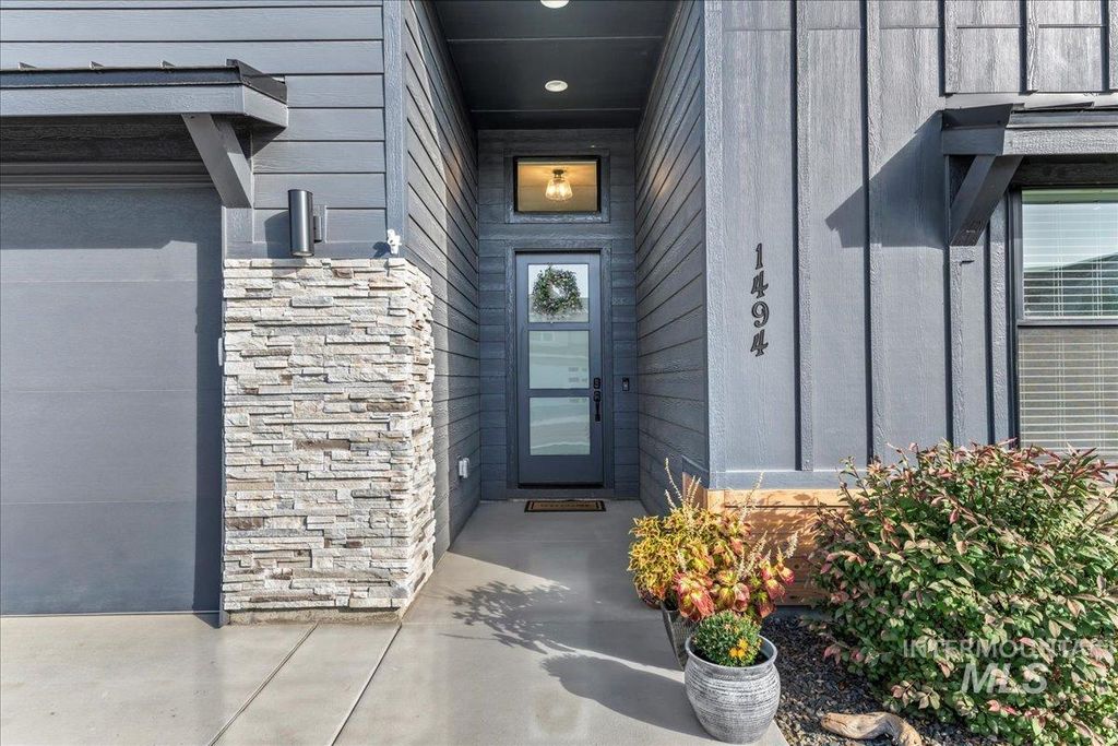 Photo of 1494 W Fluorite St, Kuna, ID 83634 (MLS # 98964596)