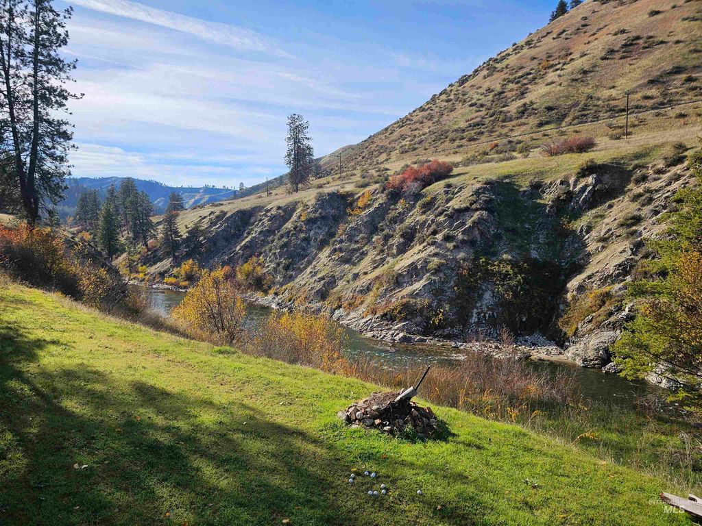 Photo of 20 Riverview Drive, Garden Valley, ID 83622 (MLS # 98966373)