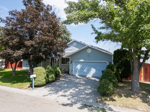 Photo of 2917 Janis Way, Burley, ID 83318 (MLS # 98998617)