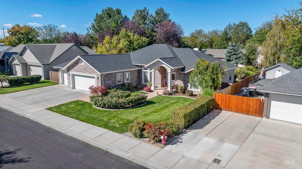 Photo of 575 Woodland Drive, Twin Falls, ID 83301 (MLS # 99000896)